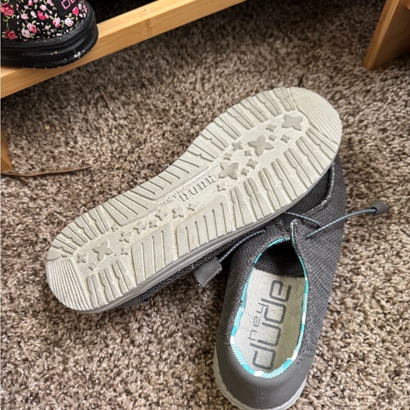 Hey Dude - Picture 3 of 3